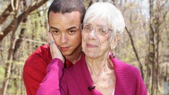 Cuplul cu cea mai mare diferenţă de vârstă din lume. El - 31 de ani, ea - 92 de ani