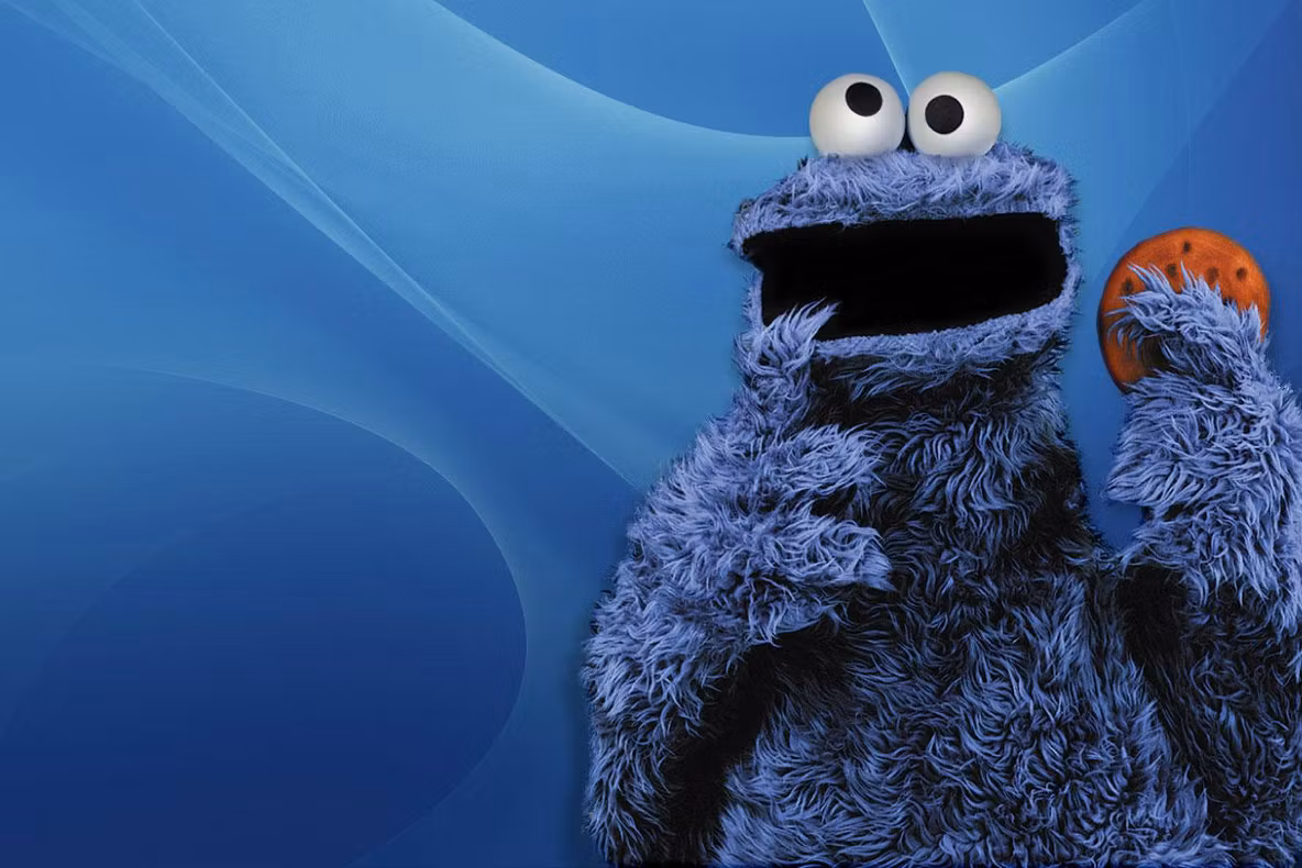 Amenzi imense pentru operatorii României pentru că te urmăreau pe Internet!