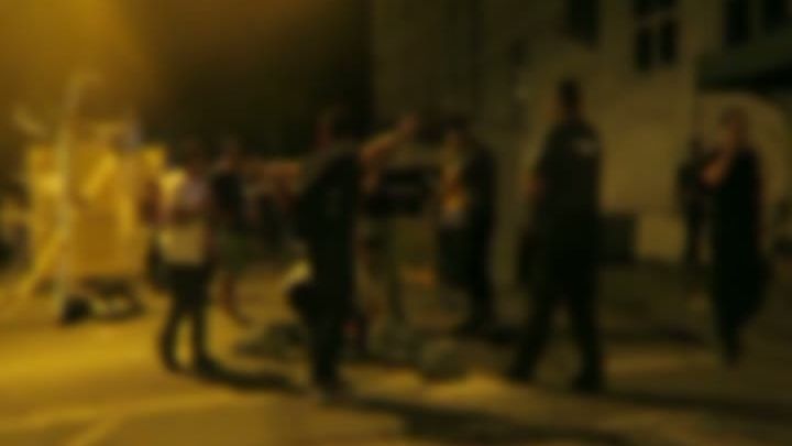 Anchetă penală după scandalul în care un tânăr a fost împuşcat de un poliţist local