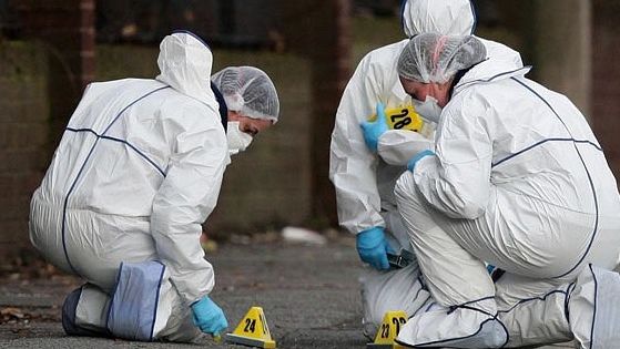 Soţia unui politician român, găsită împuşcată în casă. Autorităţile, în alertă!