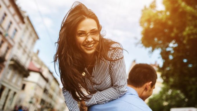 Cât timp rămân îndrăgostite zodiile