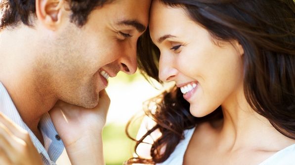 7 sentimente pe care ar trebui să le trăieşti în relaţia de cuplu