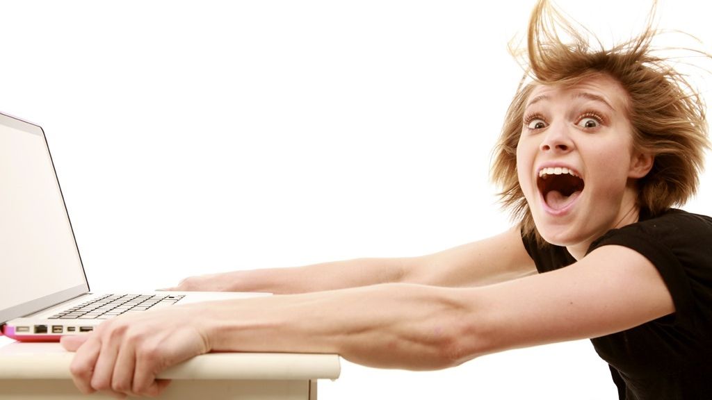 Nu te lăsa păcălit! De ce nu ai nevoie de un abonament mai mare la internet