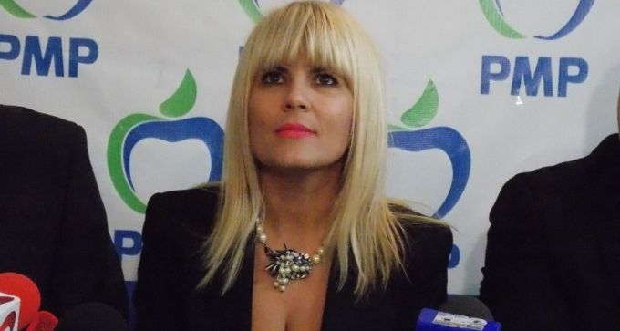 Udrea confirmă noua sa relaţie: Cred în dragoste. Mă bucur că am un bărbat ca Valentin lângă mine