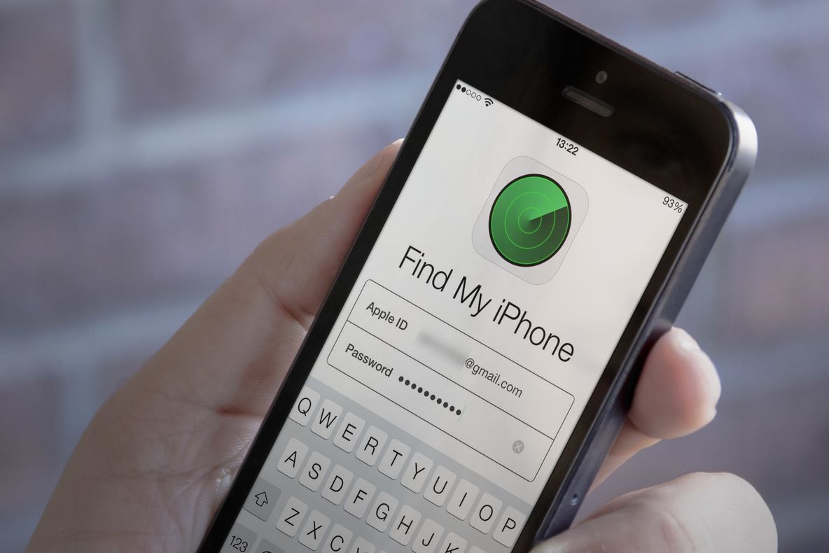A încercat să își găsească telefonul, dar și-a găsit moartea!