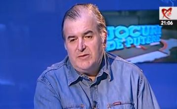 Ce a scris Florin Calinescu pe mormântul fiului şi soţiei lui! 