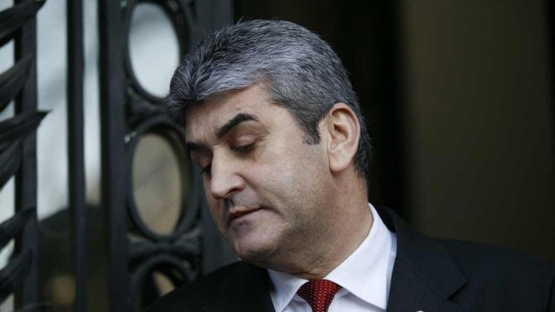 Întâlnire Gabriel Oprea-Valeriu Zgonea, înainte de votul pentru MRU