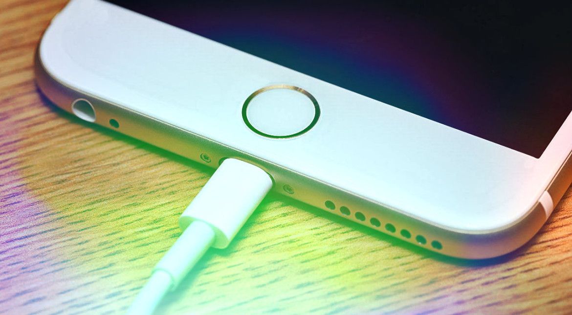 A fost demolat un mit. Ce se întâmplă dacă laşi telefonul la încărcat în timpul nopţii 