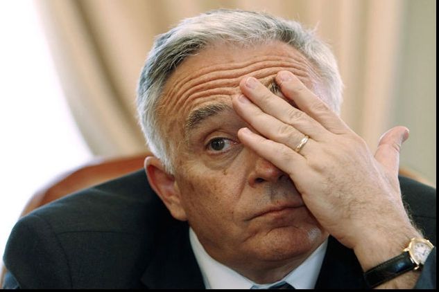 Guvernul cere întâlnire de urgență cu șeful BNR