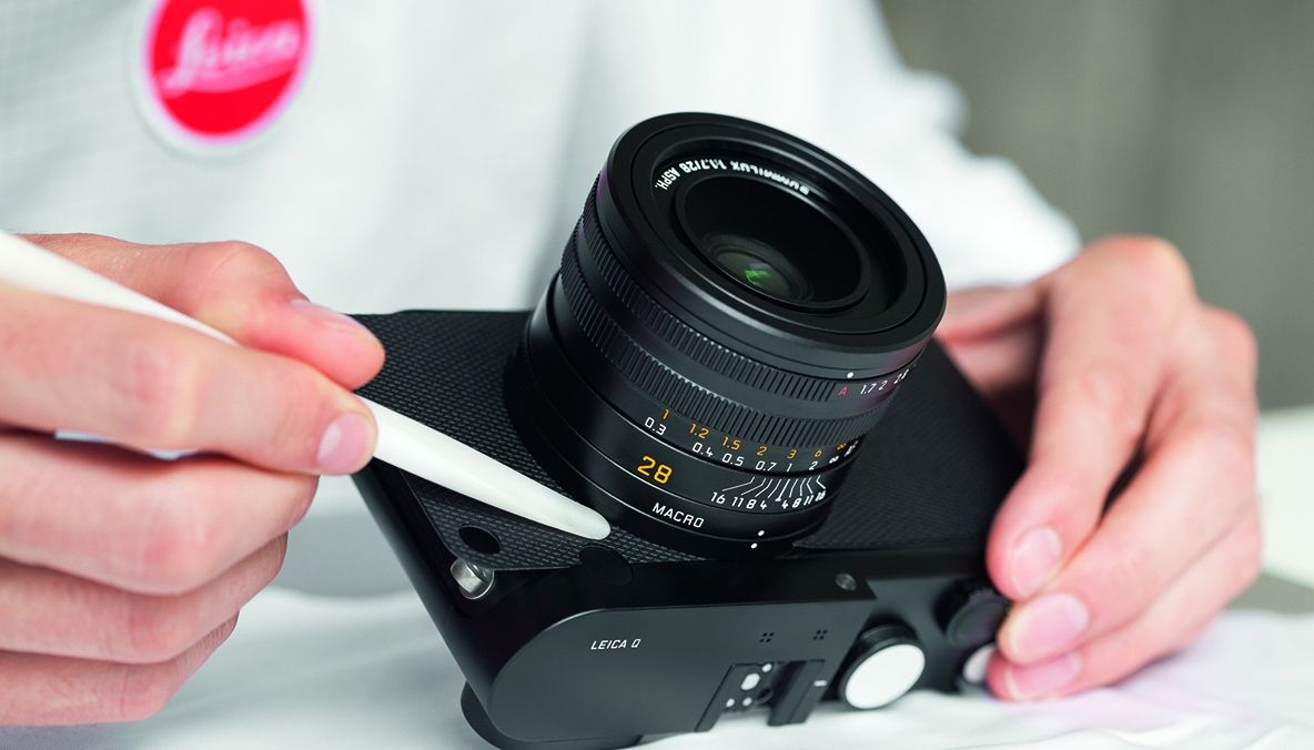 Nemții au creat un aparat foto incredibil! Costă cât o mașină bună!