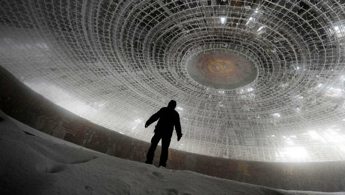 Abandonate, dar nu uitate! Imaginile care te vor emotiona!