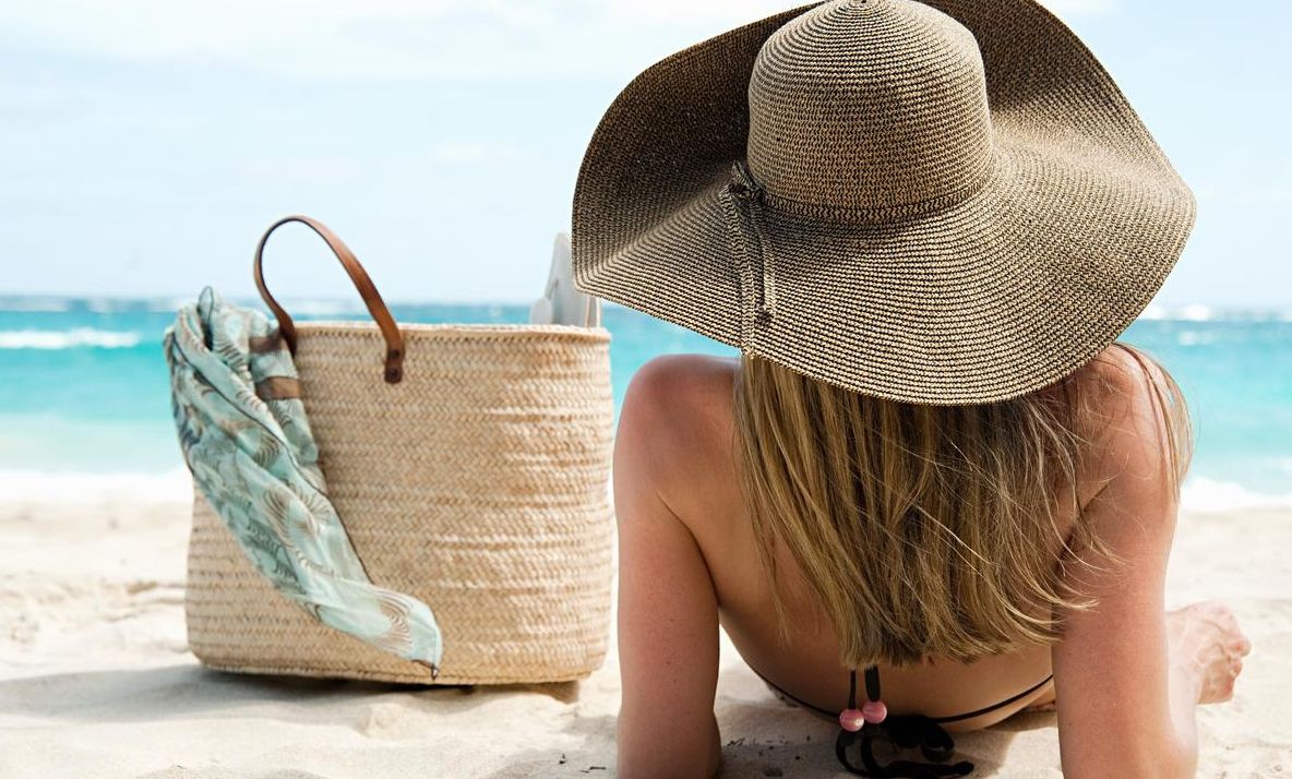 Mari reduceri eMAG la produse și accesorii de vacanță