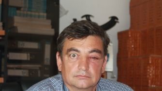 Primar bătut în discoteca soției sale: M-a lovit în ochi și a fugit cu un taxi care era pregătit