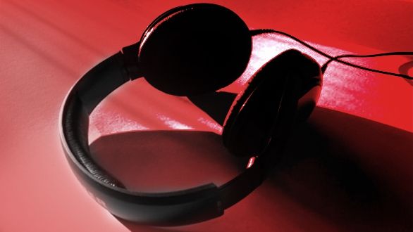 Iei muzică gratis și o folosești cum vrei! E incredibil de ușor să faci asta și legal!