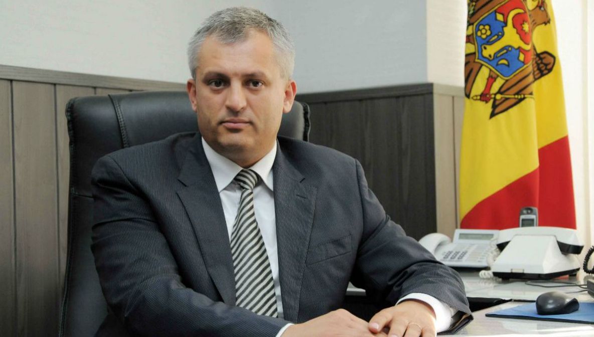 Fostul şef al Fiscului din Moldova, Nicolae Vicol, dat în urmărire internaţională