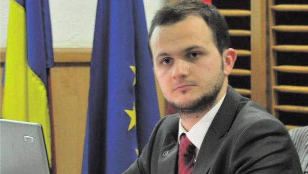 Consilier local UNPR, în vârstă de 27 de ani, ales primar interimar al municipiului Oneşti 