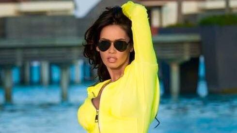 Oana Zăvoranu împlineşte astăzi 42 de ani! "Nu există nimic mai important pe lume decât banii"