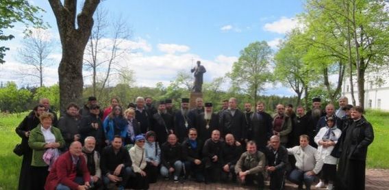 Baronul PSD Radu Moldovan şi şefii Bisericii,concediu în Rusia. Interzis la Facebook pentru pelerini