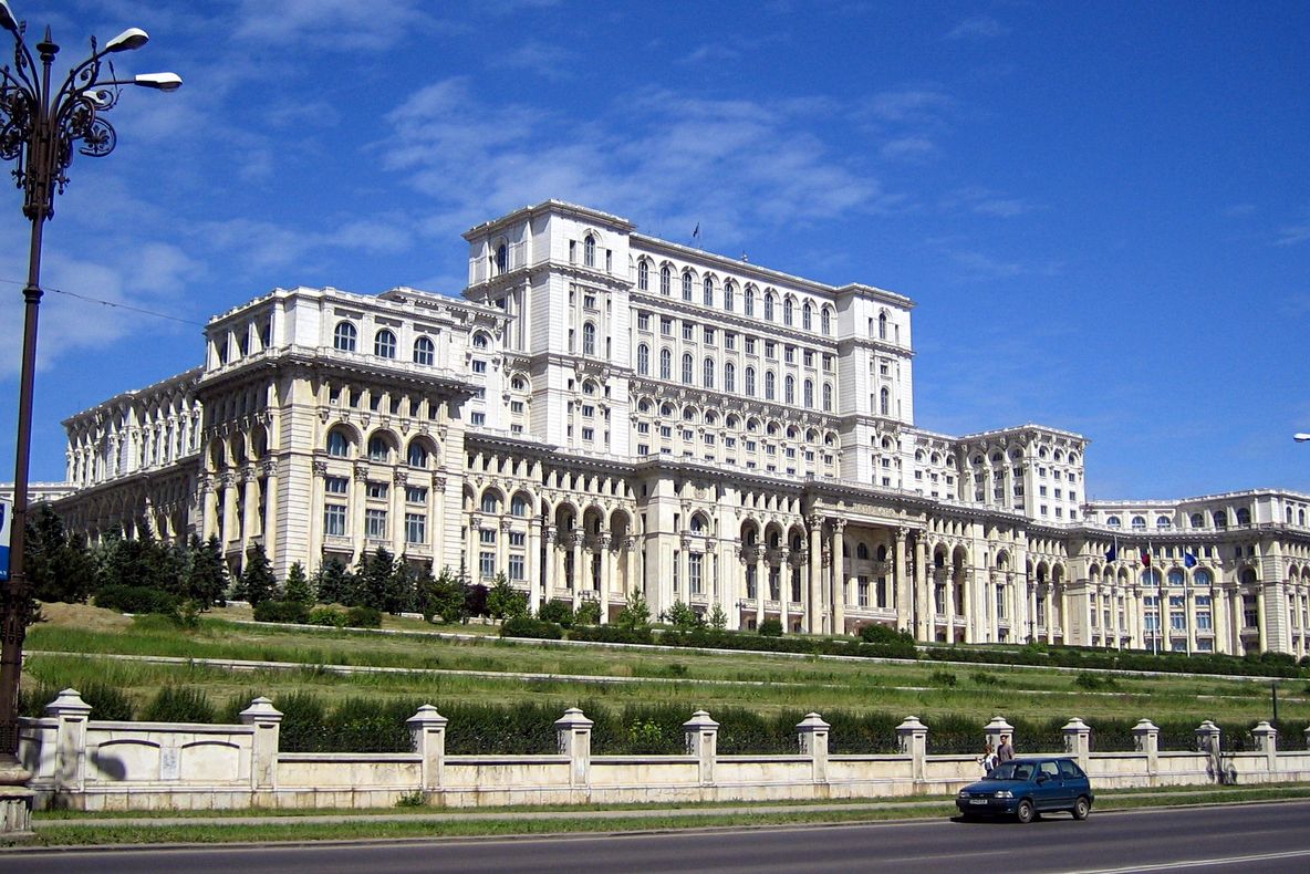 CNN le recomandă turiștilor străini să viziteze Bucureștiul. Ce atracții i-au fascinat pe americani