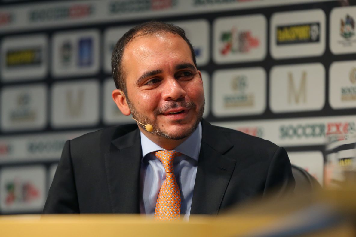 Scandal la FIFA! Prințul Ali îl atacă pe Michel Platini 