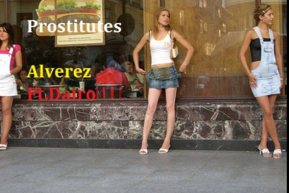 Noul primar al Barcelonei vrea să le facă un „hatâr” prostituatelor