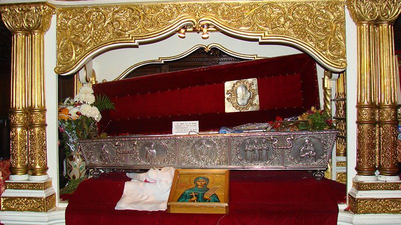 Perversiuni sexuale lângă racla Sfintei Parascheva