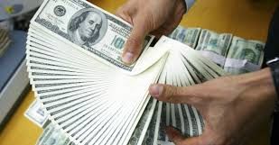 Prăpastia dintre bogaţi şi săraci e tot mai adâncă