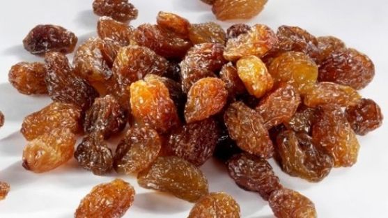 Cum să îți cureți ficatul cu stafide și apă