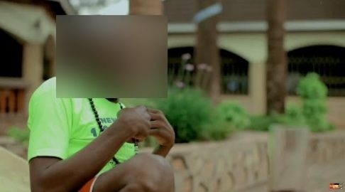 Cel mai urât bărbat din țară a devenit tată pentru a 8-a oară. Cum arată soția lui