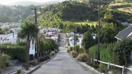 Cum arată cea mai abruptă stradă din lume