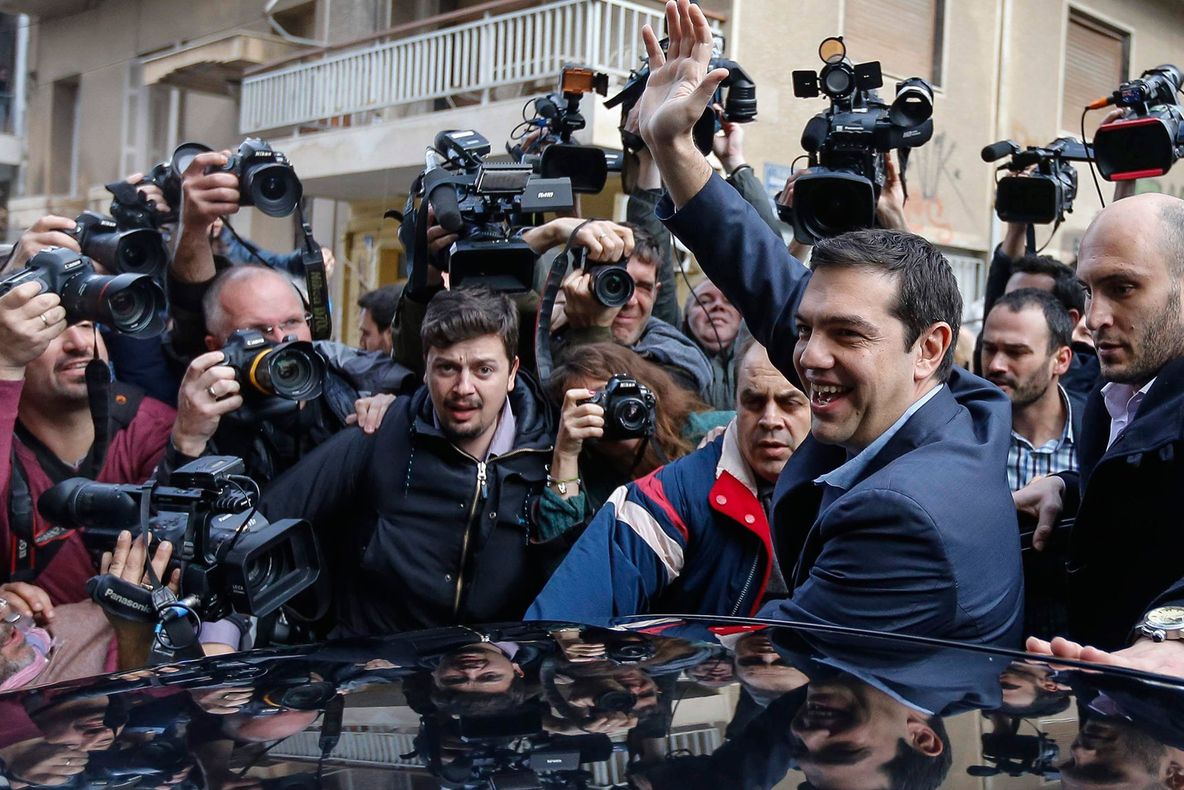 S-a umplut "paharul"! Creditorii i-au dat Greciei un "ultimatum" ce-ar putea fi ultima "picătură"