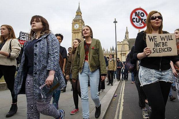 Proteste anti-austeritate la Londra