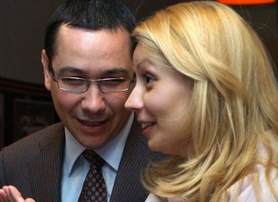 Victor Ponta şi-a modificat drastic declaraţia de avere 