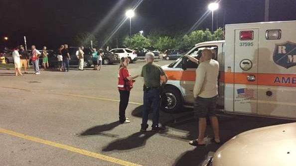 Tren deraiat şi în flăcări în SUA: 5000 de persoane, evacuate. Transporta un gaz toxic şi inflamabil