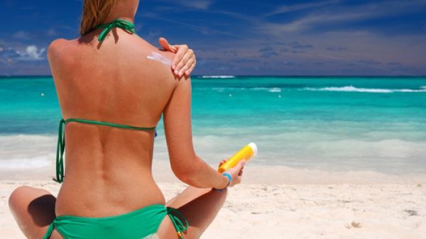 Cele mai frecvente greşeli în utilizarea loţiunilor de protecţie solară