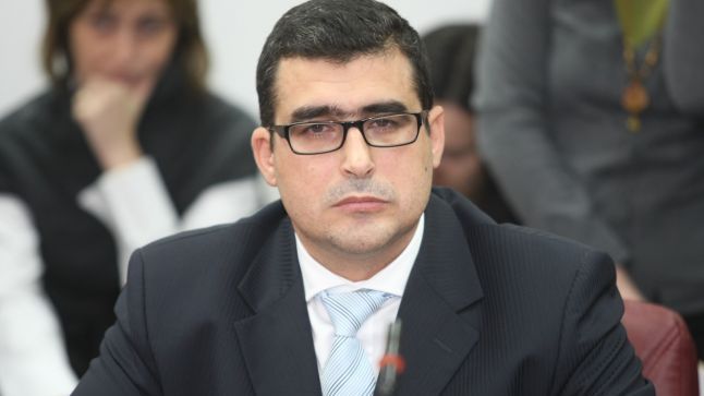 Ce spune preşedintele CSM despre cei care scriu cărţi ca să iasă mai repede din închisoare