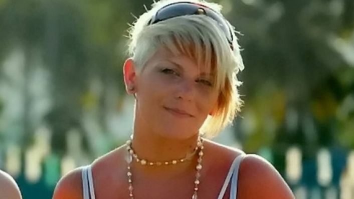 Ce a pățit o tânără care făcea sex în mașină cu iubitul ei