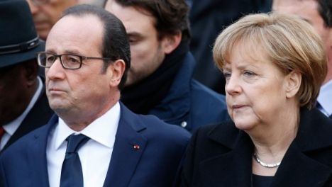 Hollande și Merkel cer Atenei "propuneri serioase" la summitul de marți 