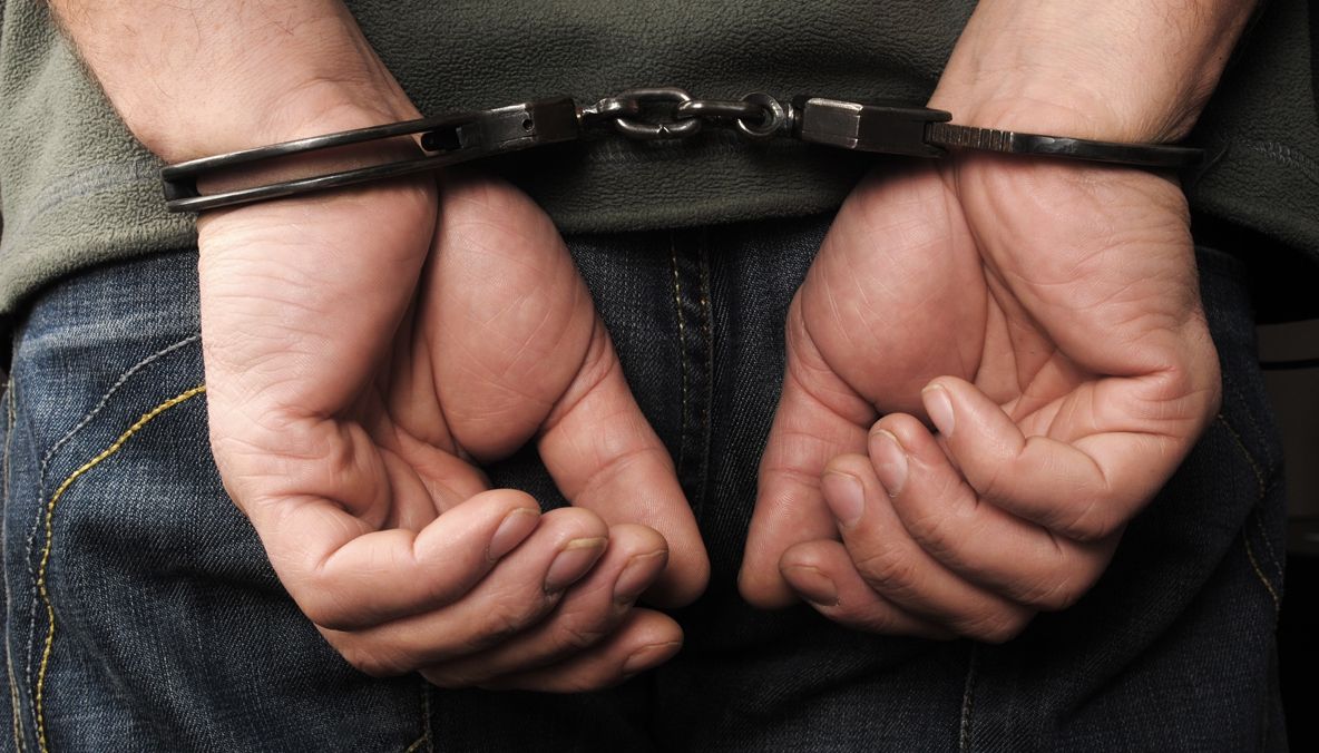 Comisarul-șef de la Investigații Criminale Economice și fostul șef al IPJ Timiș au fost reținuți 