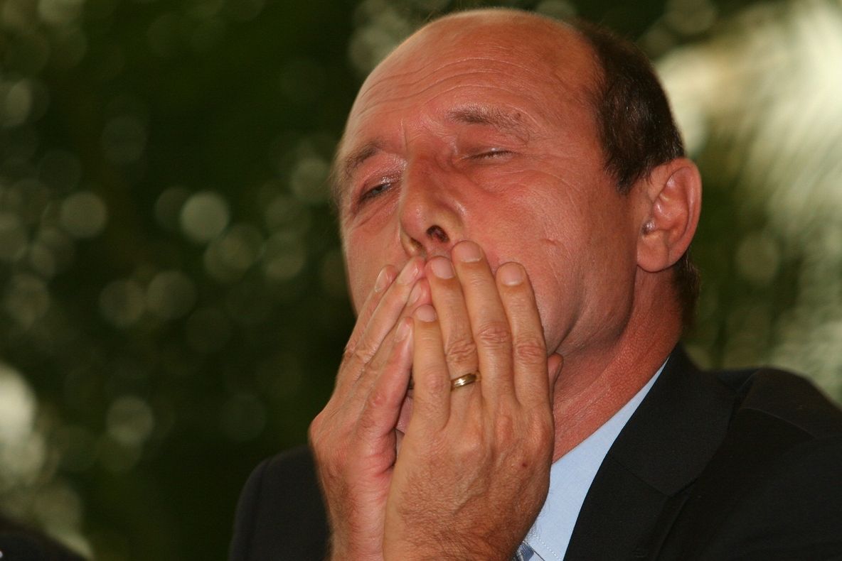 Dan Vasile: Să-ți fie rușine, domnule Traian Băsescu! Și iartă-mă că te citez!