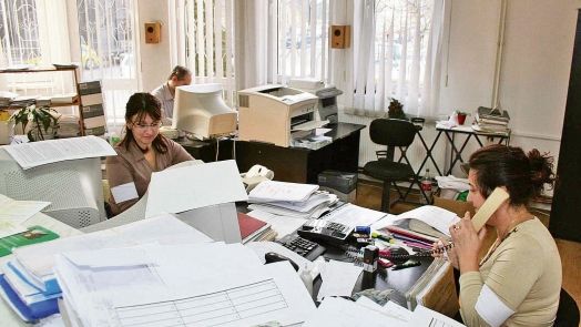 CSN Meridian: 100 de euro creştere salarială pentru un milion de bugetari