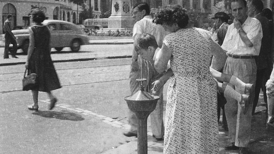 Imagini de colecţie! Canicula de altădată. Cum arăta vara lui ’56 la București