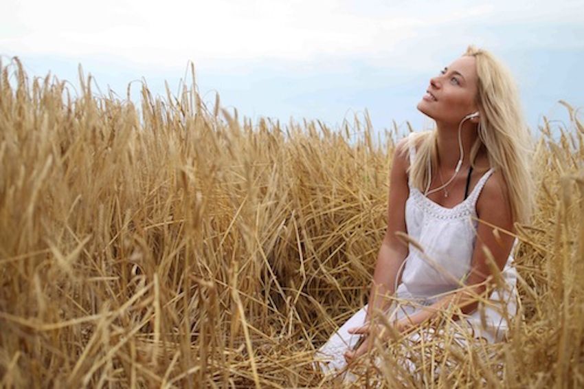 Nu îţi vine să crezi! Laura Cosoi şi Smiley, din nou împreună 