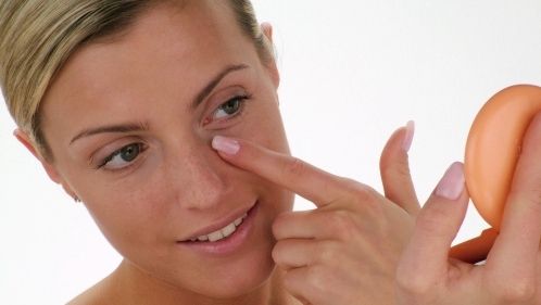 Cel mai bun remediu pentru cearcăne. Această plantă are efecte miraculoase