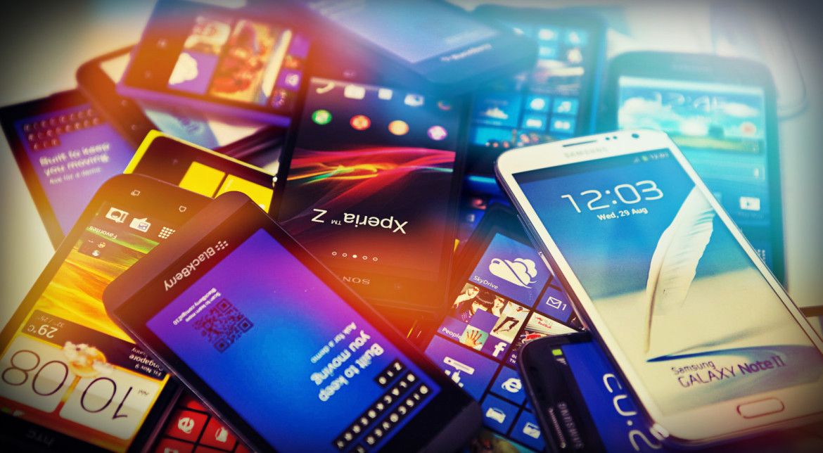 Telefoanele astea costă de două ori mai puțin decât un iPhone și sunt extraordinare