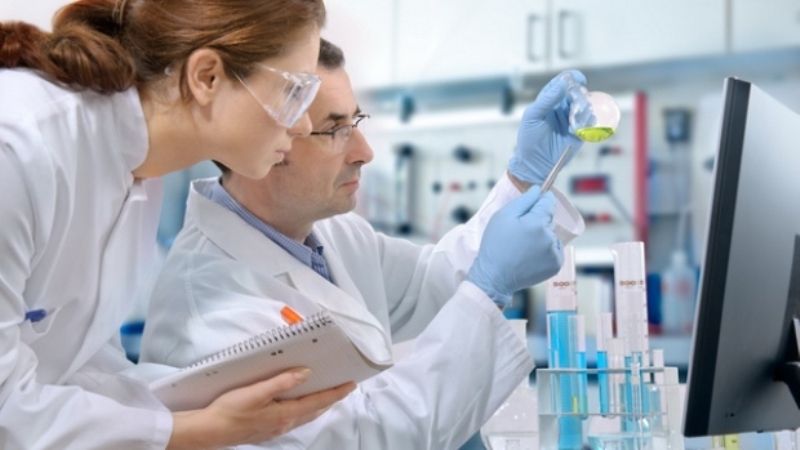 Dr. Virgil Păunescu: Un vaccin impotriva noului coronavirus ar putea fi gata la toamnă