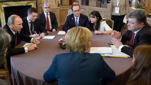 Merkel, Hollande, Putin și Poroșenko anunță o nouă decizie în cazul conflictului din estul Ucrainei 