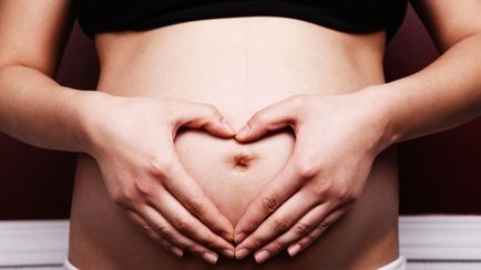 Tratamentul care prelungește perioada de fertilitate a femeilor cu câțiva ani a intrat în teste pe pacienți. Specialiștii au speranțe uriașe  