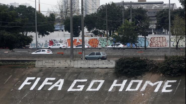 Oficial FIFA arestat în Elveţia, extrădat în Statele Unite la cererea Washington-ului