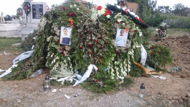 Mamă îngrozită, după ce i-au adus cei doi fii decedaţi în Franţa, în stare de putrefacţie, acasă